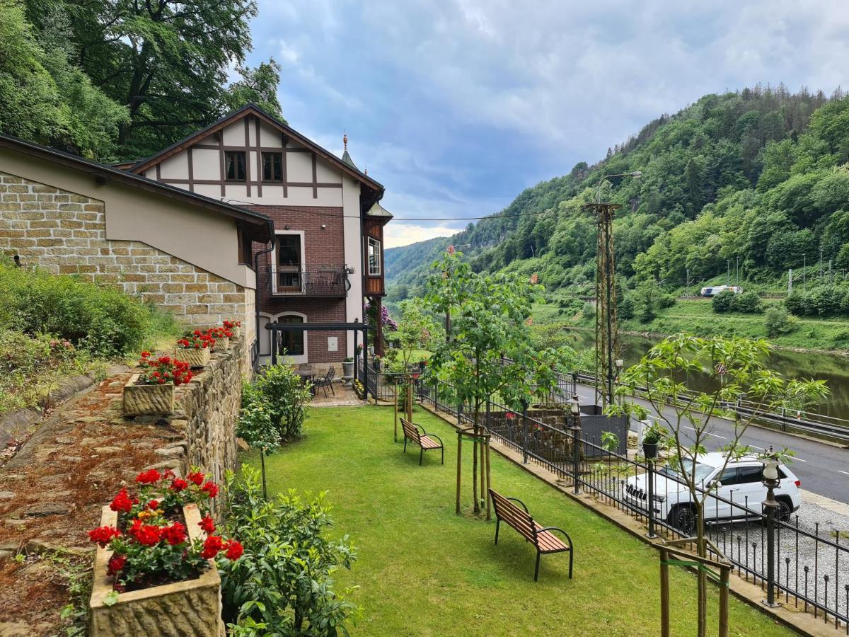 Apartamento Labsky Dvur Hřensko Exterior foto