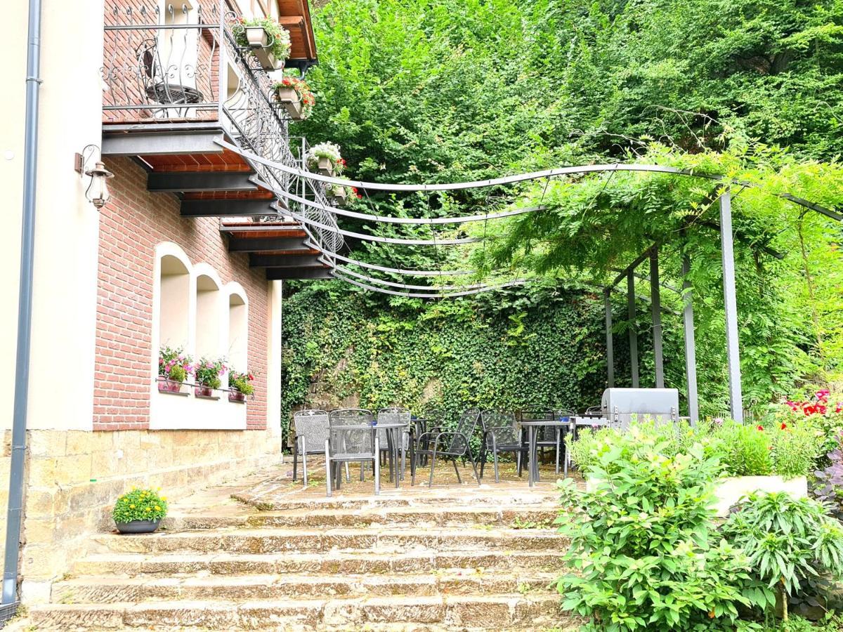Apartamento Labsky Dvur Hřensko Exterior foto