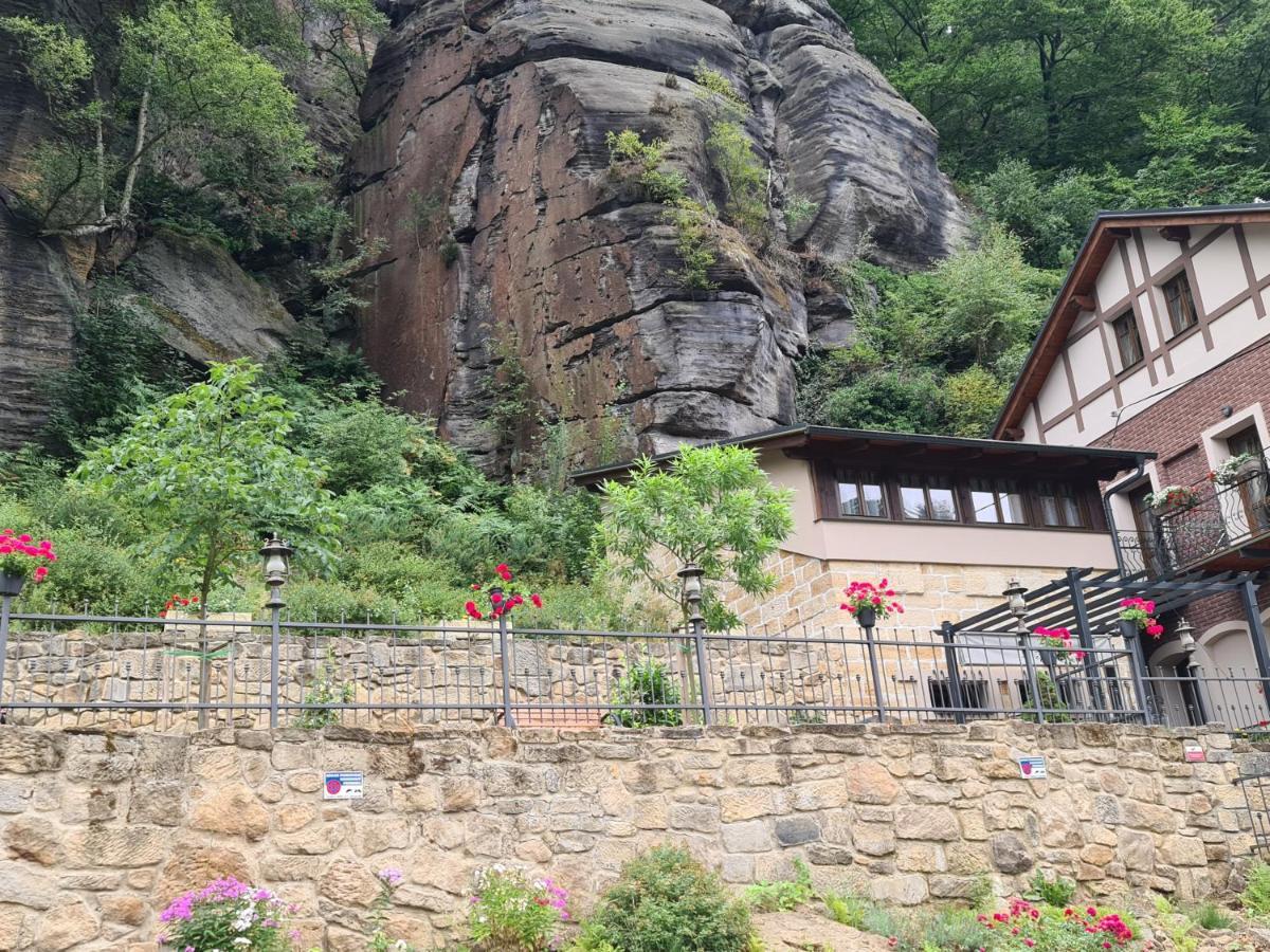 Apartamento Labsky Dvur Hřensko Exterior foto