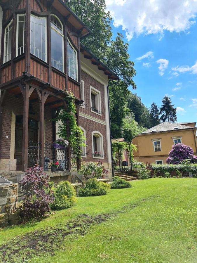 Apartamento Labsky Dvur Hřensko Exterior foto