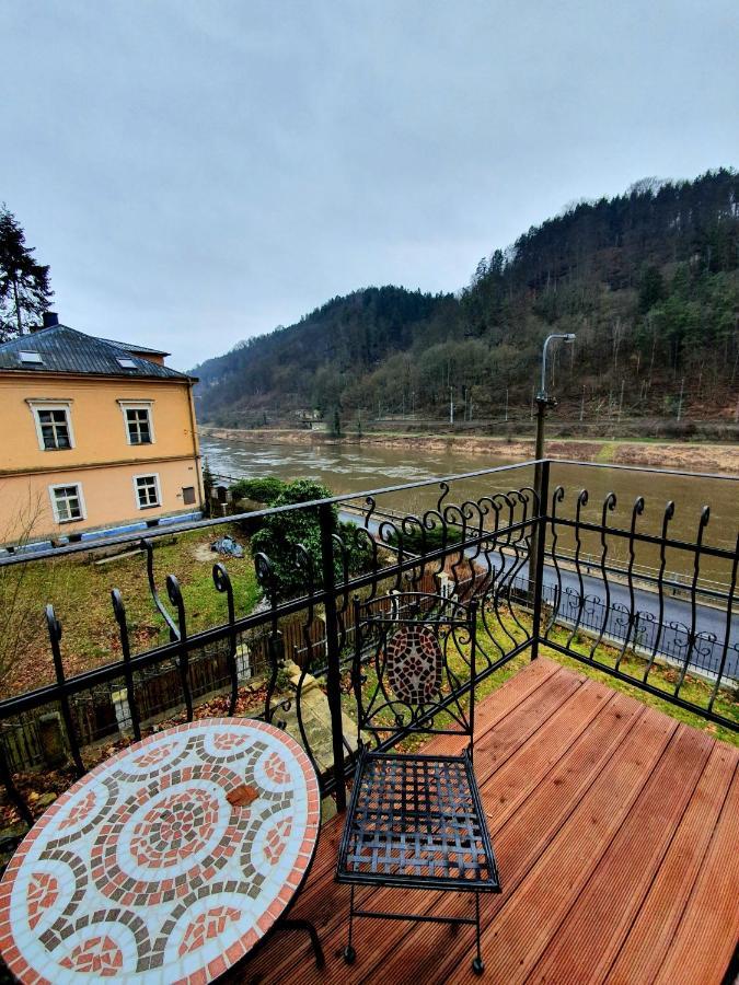 Apartamento Labsky Dvur Hřensko Exterior foto